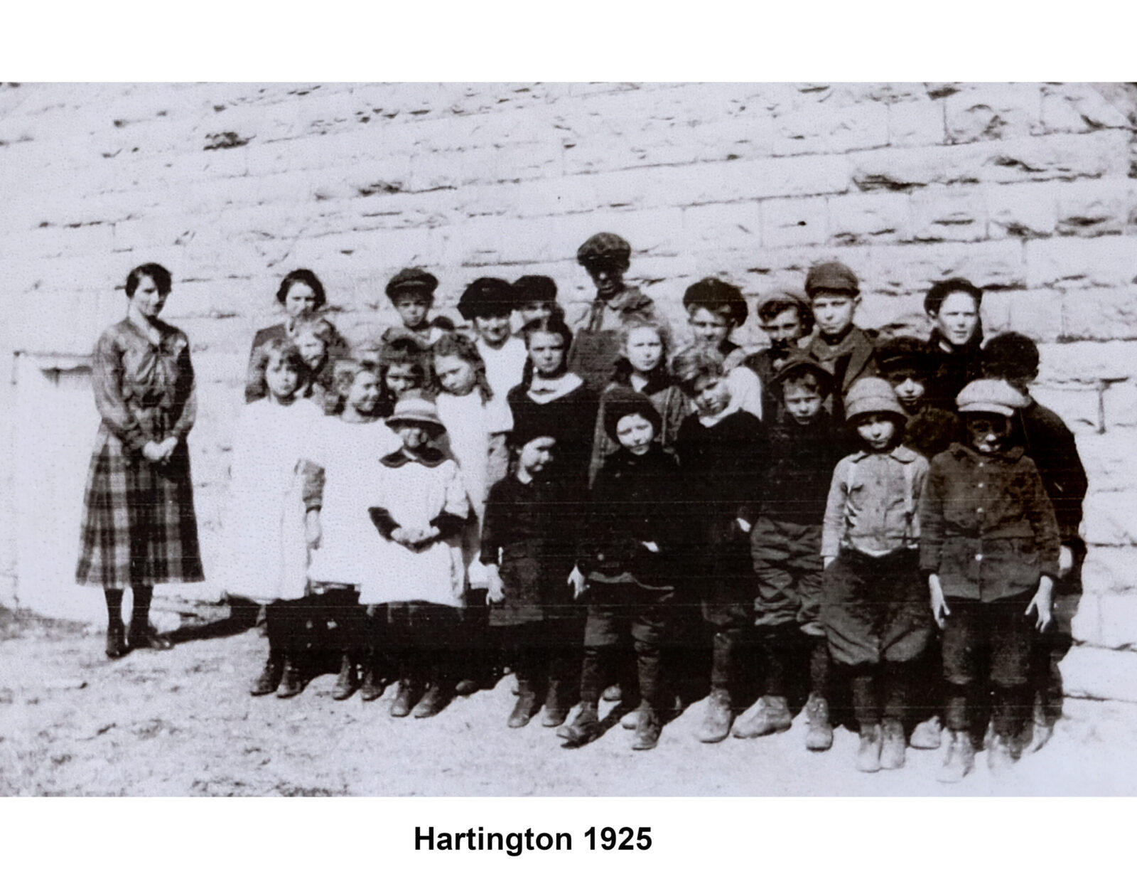 Vintage group photo, Hartington 1925 students.