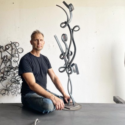 Stefan-Duerst-Bio-Pic-2023__FillMaxWzQyMCw0MjBd